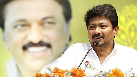 തമിഴ്നാട് മന്ത്രിസഭ; ഉദയനിധി സ്റ്റാലിൻ തമിഴ്നാട് ഉപമുഖ്യമന്ത്രിയായി അധികാരമേറ്റു