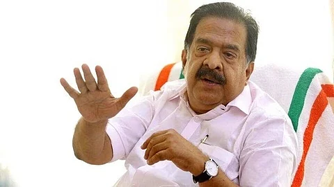 മലപ്പുറത്തെ ജനങ്ങളെ സംശയത്തിൻ്റെ നിഴലിൽ നിർത്തി ഭൂരിപക്ഷ വർഗീയതയെ പ്രീണിപ്പിക്കലാണ് മുഖ്യമന്ത്രിയുടെ ലക്ഷ്യം: ചെന്നിത്തല