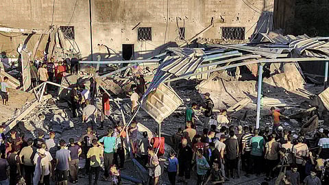 ഗാസയിലെ സ്കൂളുകള്ക്കും അനാഥാലയത്തിനും നേരെ ആക്രമണം; 24 മണിക്കൂറില് കൊല്ലപ്പെട്ടത് കുഞ്ഞുങ്ങളടക്കം 51 പേർ