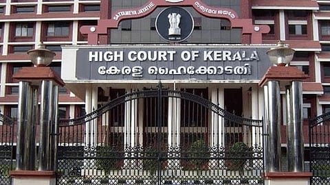 ഹേമ കമ്മിറ്റി റിപ്പോർട്ട്: ഹർജികൾ ഹൈക്കോടതി ഇന്ന് പരിഗണിക്കും