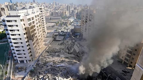 ഇറാൻ-ഇസ്രയേൽ സംഘർഷം: ബെയ്റൂട്ടിൽ വീണ്ടും വ്യോമാക്രമണം; ആറ് മരണം, നിരവധി പേർക്ക് പരുക്ക്