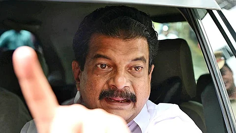 "ഇതുവരെ കേരളം കണ്ട സിഎം അമരീഷ് പുരിയെ പോലെ, ഇന്ന് കണ്ടപ്പോൾ ഇന്നസെന്റിനെപ്പോലെ തമാശക്കാരൻ"