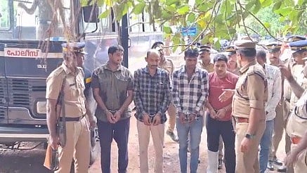 തൃശൂര് എടിഎം കവര്ച്ച കേസ്; പ്രതികളെ 5 ദിവസത്തേക്ക് പൊലീസ് കസ്റ്റഡിയില് വിട്ടു; നാളെ തെളിവെടുപ്പ്