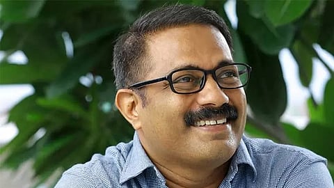"കേരളത്തിന് പുറത്ത് പത്ത് പൈസയുടെ വിലയില്ലാത്ത മുഖ്യമന്ത്രിയുടെ അഭിമുഖം എന്തിനാണ് ഒരു ദേശീയ പത്രത്തിന്"
