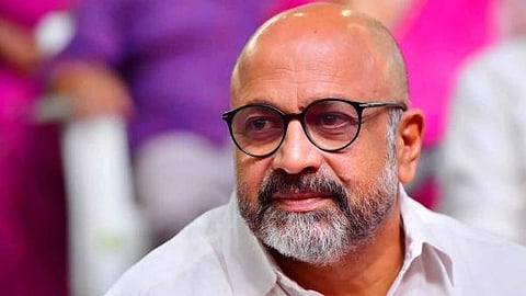 ബലാത്സംഗ കേസിൽ അപ്രതീക്ഷിത നീക്കവുമായി സിദ്ദീഖ്; ഹാജരാകാൻ സന്നദ്ധത അറിയിച്ച് അന്വേഷണ സംഘത്തിന് കത്ത് നൽകി