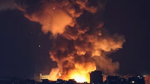 ഗാസയിലും ബെയ്റൂട്ടിലും ഇസ്രയേൽ ബോംബ് വർഷം; ഗാസയിൽ മാത്രം മരണം 24 കടന്നു