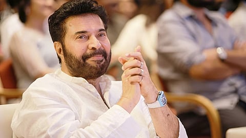 മമ്മൂട്ടിയുടെ 'ഡൊമിനിക് ആന്ഡ് ദി ലേഡീസ് പേഴ്സ്'; നവംബര് റിലീസ്?