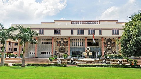 ഡൽഹി കലാപം: ഉമർ ഖാലിദിൻ്റെയും ഷർജിൽ ഇമാമിൻ്റെയും
ജാമ്യാപേക്ഷ ഇന്ന് പരിഗണിക്കില്ല