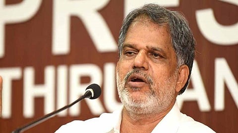 മാധ്യമങ്ങൾ പ്രവർത്തിക്കുന്നത് കമ്മ്യൂണിസ്റ്റ് വിരുദ്ധത മൂത്ത്; തെറ്റായ രാഷ്ട്രീയ വീക്ഷണമുള്ള ഉദ്യോഗസ്ഥരെ സർക്കാർ ഒപ്പം നിർത്തില്ല: എ.വിജയരാഘവൻ