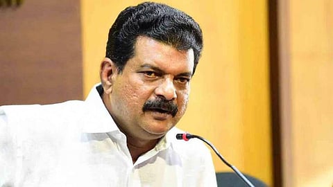 നിയമസഭയില് കൂര കെട്ടി തരേണ്ടതില്ല; പ്രതിപക്ഷത്ത് ഇരുത്തേണ്ട ജോലി സ്പീക്കര് എടുക്കേണ്ട; പി.വി അന്വര്