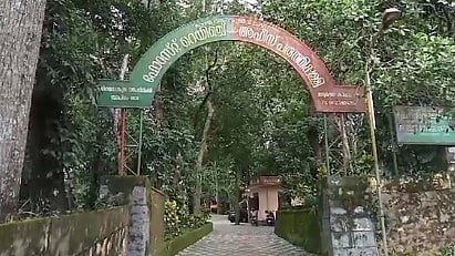 റേഞ്ച് ഓഫീസറുടെ സീറ്റിൽ സസ്പെൻഷനിലായ ഉദ്യോഗസ്ഥൻ; തിരുവനന്തപുരത്ത് ഫോറസ്റ്റ് റേഞ്ച് ഓഫീസിൽ നാടകീയ രംഗങ്ങൾ