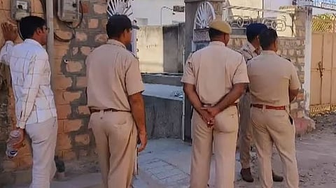 മക്കൾ ഭക്ഷണം നൽകിയില്ല, വസ്തുവിനെ ചൊല്ലി സ്ഥിരമായി മർദനം; രാജസ്ഥാനിൽ സ്വന്തം വീട്ടിലെ വാട്ടർ ടാങ്കിൽ ചാടി ജീവനൊടുക്കി വൃദ്ധ ദമ്പതികൾ