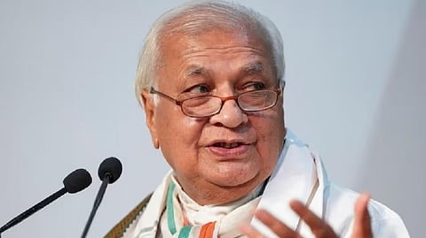 ചീഫ് സെക്രട്ടറിക്കും ഡിജിപിയ്ക്കും ഇനി രാജ്ഭവനിൽ പ്രവേശനമില്ല ; സർക്കാരിൻ്റെ കത്ത് പരസ്യമാക്കി ഗവർണർ