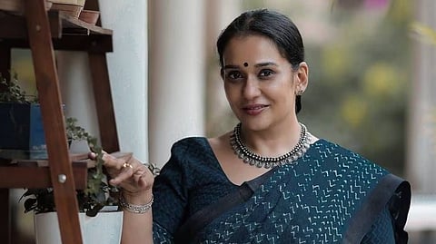 മണിക്കൂറുകൾ കോളിൽ നിർത്തി, തട്ടിപ്പുകാർ സംസാരിച്ചത് കൺവിൻസിങ് ആയ രീതിയിൽ: മാലാ പാർവതി