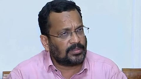 നവീൻ ബാബുവിനെതിരെ മോശപ്പെട്ട ഒരു പരാതിയും ഇതുവരെ ലഭിച്ചിട്ടില്ല, ജനപ്രതിനിധികൾക്ക് പക്വതയും ധാരണയും വേണം: മന്ത്രി കെ. രാജൻ