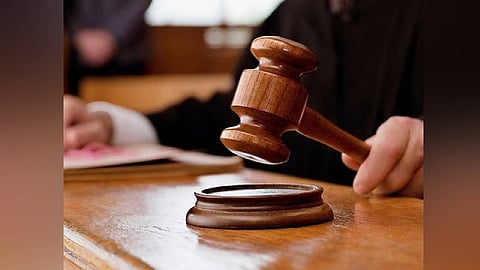 "പള്ളികളിൽ 'ജയ്ശ്രീറാം' വിളിക്കുന്നത് മതവികാരത്തെ വ്രണപ്പെടുത്തില്ല"; കർണാടക ഹൈക്കോടതി