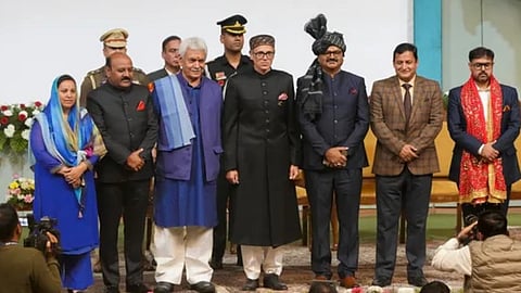 കോൺഗ്രസ് മുഖമില്ലാത്ത ജമ്മു-കശ്മീർ മന്ത്രി സഭ; ഒമർ അബ്ദുള്ള സർക്കാരിലെ മന്ത്രിമാർ ആരൊക്കെ?