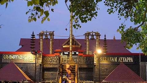 അരുൺകുമാർ നമ്പൂതിരി ശബരിമല മേൽശാന്തി, മാളികപ്പുറം മേൽശാന്തി വാസുദേവൻ നമ്പൂതിരി