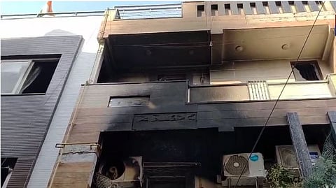 ഡൽഹി ഷാഹ്ദരയിൽ കെട്ടിടത്തിൽ തീപിടിത്തം: അപകടത്തിൽ രണ്ട് മരണം