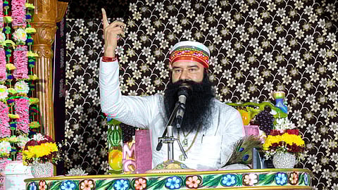 ഗുർമീത് റാം റഹീം പ്രതിയായ മതനിന്ദാ കേസുകള്; തുടർനടപടികള്ക്കുള്ള സ്റ്റേ നീക്കി സുപ്രീം കോടതി