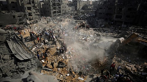വടക്കന് ഗാസയിലെ ജബലിയ അഭയാർഥി ക്യാംപ് വീണ്ടും ആക്രമിച്ച് ഇസ്രയേല്; 33 പേർ കൊല്ലപ്പെട്ടു