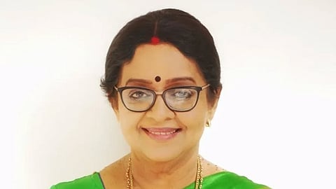 സർക്കാർ ആശുപത്രികളുടെ പരിസരത്ത് പോലും പോകാൻ സാധിക്കാത്ത അവസ്ഥ: മല്ലിക സുകുമാരൻ