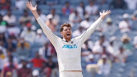 4331 ദിവസത്തെ ജൈത്രയാത്ര അവസാനിപ്പിച്ചു; 67 വർഷത്തിനിടയിൽ ഇന്ത്യൻ മണ്ണിലെ ആദ്യ പരമ്പര ജയം നേടി കീവീസ് പട