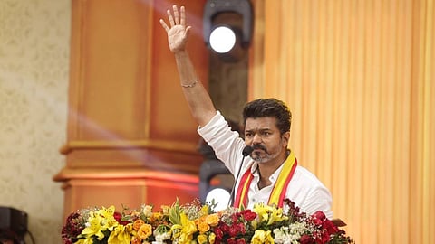 'ഇതൊക്കെ തന്നെയല്ലേ ഞങ്ങളും പറയുന്നത്'; വിജയ് കോപ്പിയടിച്ചെന്ന് ഡിഎംകെ