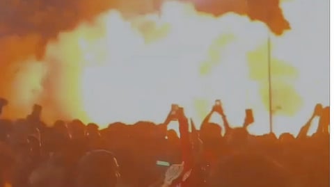 നീലേശ്വരത്തെ വെടിക്കെട്ടപകടം: പ്രത്യേക സംഘം അന്വേഷിക്കും; 8 പേര്ക്കെതിരെ ജാമ്യമില്ലാ വകുപ്പ് പ്രകാരം കേസ്