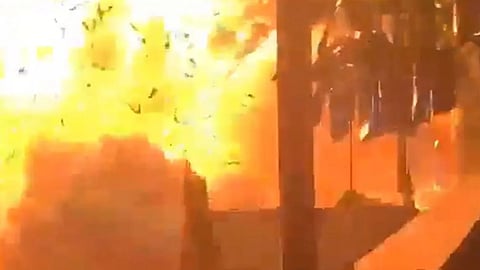 നീലേശ്വരം വെടിക്കെട്ടപകടം: പരുക്കേറ്റവരുടെ ചികിത്സാ ചെലവ് സർക്കാർ ഏറ്റെടുക്കും; മന്ത്രിസഭാ യോഗത്തിൽ തീരുമാനം