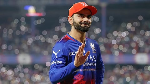 വിരാട് കോഹ്ലിയെ വീണ്ടും ക്യാപ്റ്റനായി നിയമിക്കാൻ ആർസിബി ഒരുങ്ങുന്നു