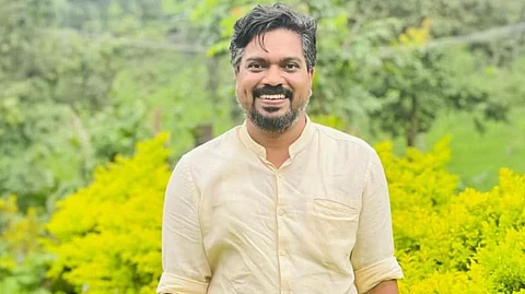 എം.വി. ഗോവിന്ദന് സ്നേഹത്തോടെ സ്വീകരിച്ചു, കൂടിക്കാഴ്ച ആത്മവിശ്വാസം വര്ധിപ്പിച്ചു; സരിന് പൂര്ണ പിന്തുണയെന്ന് എ.കെ. ഷാനിബ്
