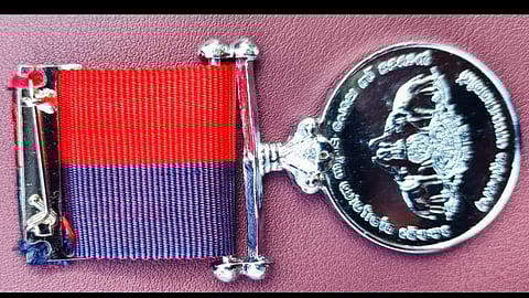 പൊലീസ് മെഡലുകളിൽ വ്യാപക അക്ഷരത്തെറ്റ്; പുതിയ മെഡലുകൾ നൽകാൻ നിർദേശിച്ച് ഡിജിപി