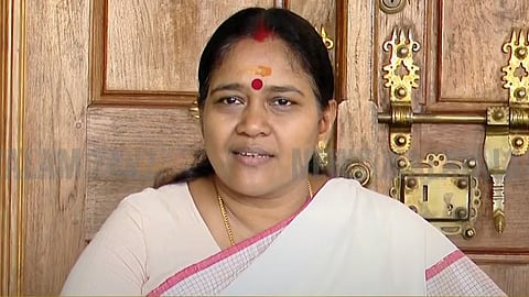 തിരൂർ സതീശ് സിപിഎമ്മിൻ്റെ ടൂൾ; ആരോപണത്തിന് പിന്നിൽ എകെജി സെൻ്ററെന്ന് ശോഭ സുരേന്ദ്രൻ