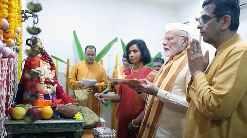 ഇടപെടലുകൾ ഏതെങ്കിലും വിധിന്യായങ്ങളെ സ്വാധീനിക്കാൻ വേണ്ടിയല്ല; ഗണേശ പൂജയില് പ്രധാനമന്ത്രിയുടെ സന്ദർശനത്തെ ന്യായീകരിച്ച് ജസ്റ്റിസ് ഡി വൈ ചന്ദ്രചൂഡ്