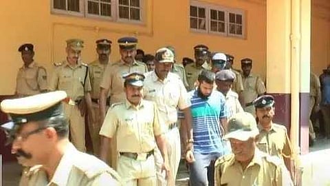 കൊല്ലം കളക്ടറേറ്റ് സ്ഫോടനക്കേസ്: മൂന്ന് പ്രതികൾക്കും ജീവപര്യന്തം ശിക്ഷ