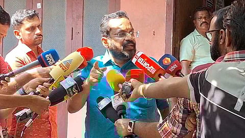 വിതരണം ചെയ്തത് റവന്യൂ വകുപ്പിൽ നിന്ന് കിട്ടിയ ഭക്ഷ്യധാന്യങ്ങളെന്ന് മേപ്പാടി പഞ്ചായത്ത്; ആരോപണം തള്ളി റവന്യൂ മന്ത്രി