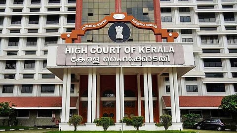 ബലാത്സംഗത്തിന് ഇരയായ 16കാരിക്ക് ഗർഭഛിദ്രത്തിന് അനുമതി നല്കി ഹൈക്കോടതി