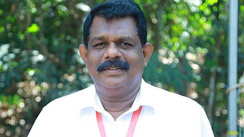 30 വര്ഷം പഴക്കമുള്ള തൊണ്ടിമുതല് കേസ്; സുപ്രീം കോടതിയില് ആന്റണി രാജുവിന് തിരിച്ചടി