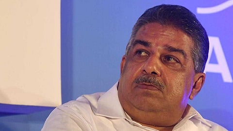 ഭരണഘടനാ വിരുദ്ധ പരാമർശം; സജി ചെറിയാന് തിരിച്ചടി, മന്ത്രിസഭയിൽ നിന്നും പുറത്തേയ്ക്കോ ?