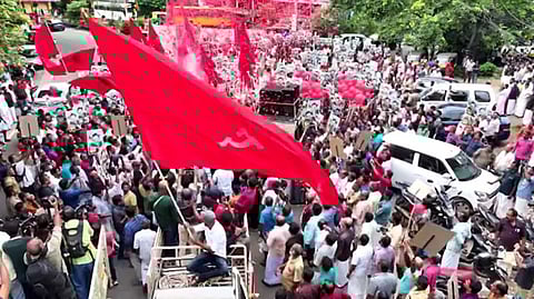 പാലക്കാട് കേഡർ വോട്ടുകളിൽ ചോർച്ചയുണ്ടായെന്ന് സിപിഎം വിലയിരുത്തൽ