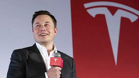 ലോകചരിത്രത്തിലെ ഏറ്റവും വലിയ ധനികനായി ഇലോൺ മസ്ക് ! ടെസ്ല ഉടമയുടെ ആസ്തി 348 ബില്യണ് ഡോളർ