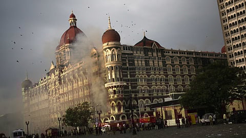 മുംബൈ ഭീകരാക്രമണത്തിൻ്റെ നടുക്കുന്ന ഓർമ്മകൾക്ക് ഇന്ന് 16 വയസ്; രാജ്യത്തെ ഞെട്ടിച്ച ആ രാത്രി സംഭവിച്ചതെന്ത്?