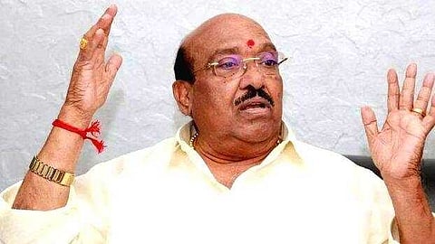 അലവലാതി പാർട്ടിയായി ബിജെപി മാറി, സുരേന്ദ്രൻ തുടരണമോയെന്ന് നേതൃത്വം തീരുമാനിക്കട്ടെ: വെള്ളാപ്പള്ളി നടേശൻ