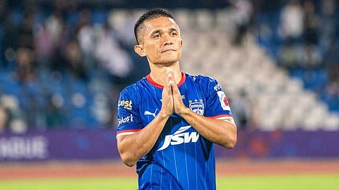 അയാളൊരു ജിന്നാണ് മക്കളേ, ഇതാണ് ഛേത്രി മാജിക്!