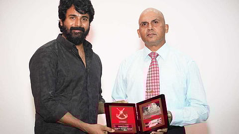 ശിവകാര്ത്തികേയന് ഇന്ത്യന് സേനയുടെ ബഹുമതി നേടികൊടുത്ത് 'അമരന്'