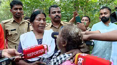 കുട്ടമ്പുഴ വനത്തിൽ കുടുങ്ങിയ സ്ത്രീകളെ കണ്ടെത്തി; 3 പേരും സുരക്ഷിതർ