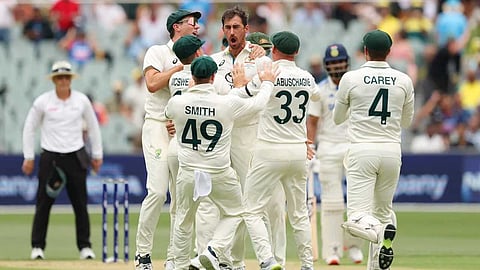 രണ്ടാം ടെസ്റ്റില് സ്റ്റാര്ക്കിന്റെ പകവീട്ടല്; ആദ്യ പന്തില് ജയ്സ്വാള് ഡക്ക്, രണ്ട് ലൈഫ് ലൈന് കിട്ടിയ രാഹുലും പിന്നാലെ കോഹ്ലിയും പുറത്ത്