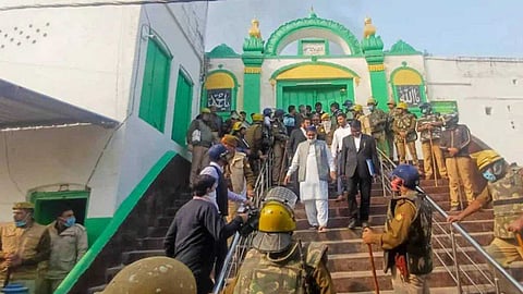 കലാപാഗ്നിയില് നീറുന്ന ഷാഹി ജമാ മസ്ജിദ്