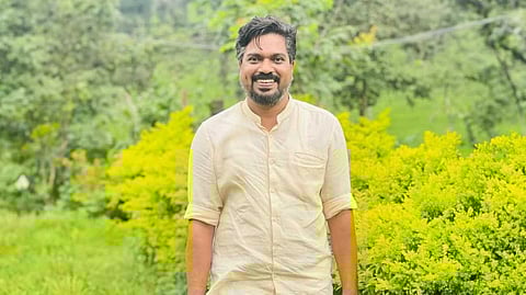 ഡിവൈഎഫ്ഐ അംഗത്വം സ്വീകരിച്ച് യൂത്ത് കോണ്ഗ്രസ് മുന് നേതാവ് എ.കെ. ഷാനിബ്